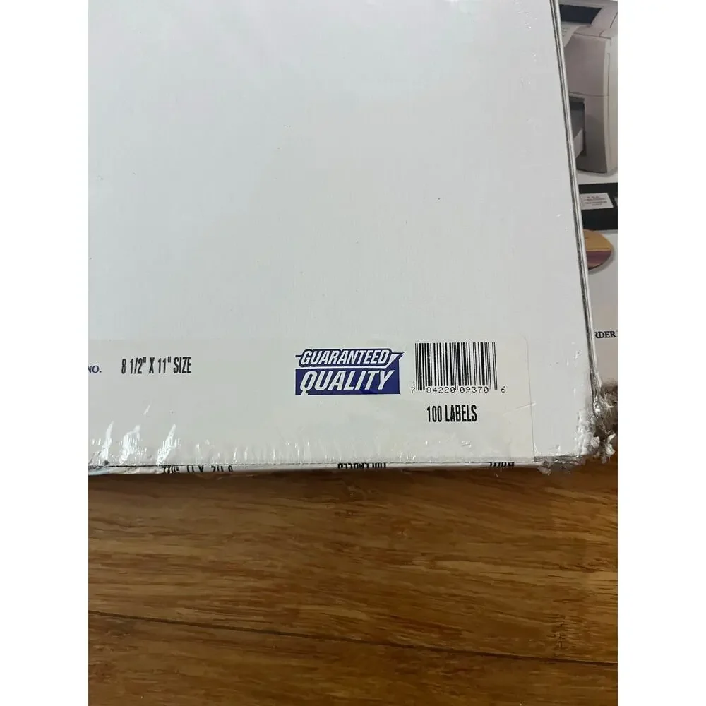 Quill universal print labels 8 1/2”x 11”- white- 200 labels- New box damage